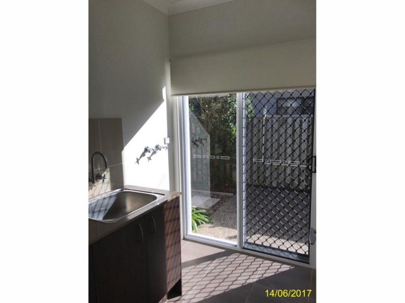 24 Ponytail Circuit, Mountain Creek QLD 4557