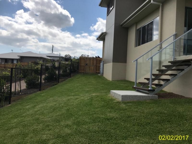 1/9 Lake View Place, Bli Bli QLD 4560