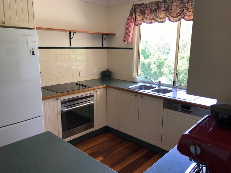 255 Burnside Road, Burnside QLD 4560