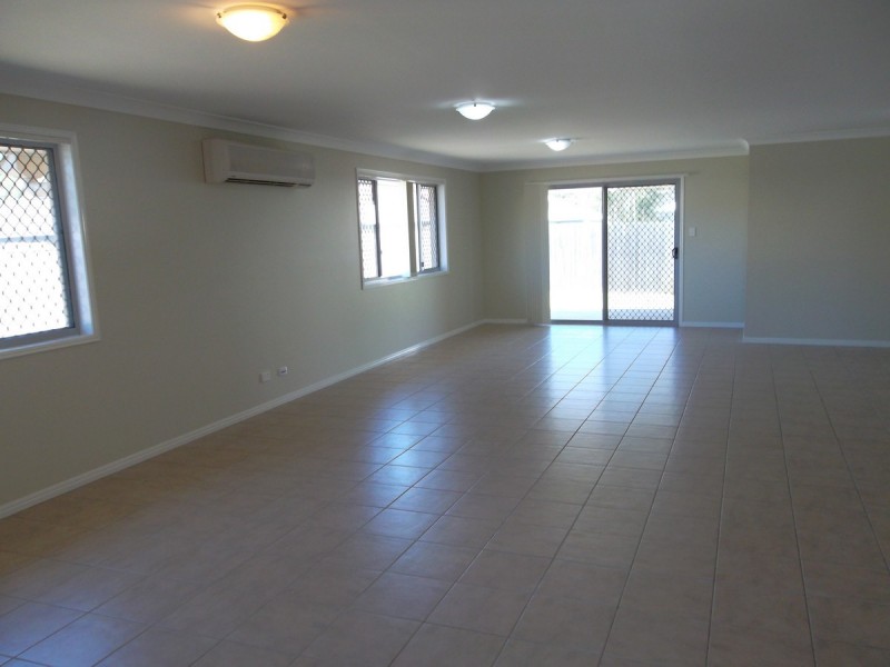 12 Silvereye Street, Sippy Downs QLD 4556