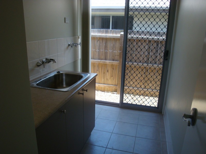 12 Silvereye Street, Sippy Downs QLD 4556