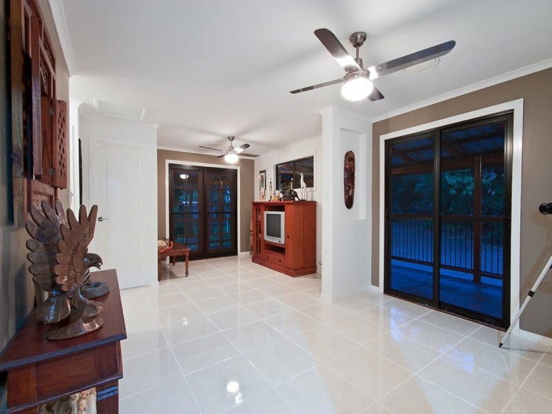 31 Crittenden Road, Glass House Mountains QLD 4518