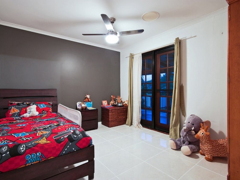 31 Crittenden Road, Glass House Mountains QLD 4518