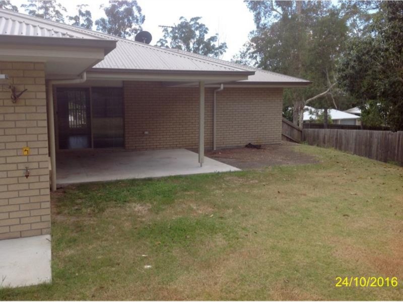 16 Elouera Close, Landsborough QLD 4550