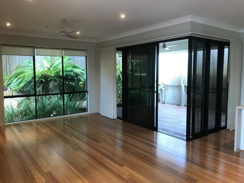 13 Waratah Crescent, Springfield Lakes QLD 4300