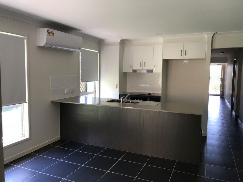 1/3 Eva Court, Rosemount QLD 4560