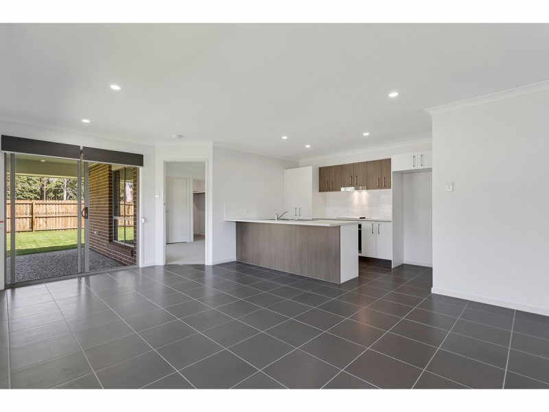 1/1 Campbell Street, Landsborough QLD 4550