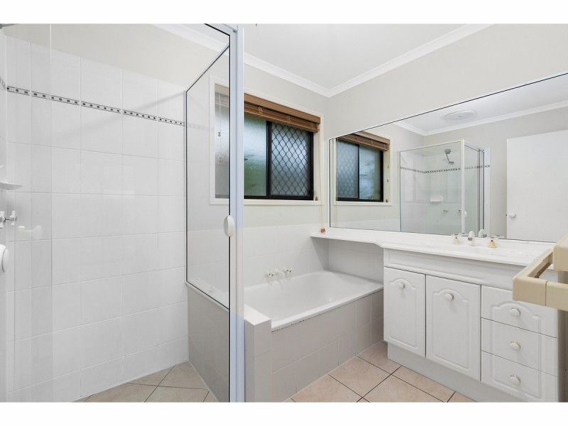 4 Windermere Way, Sippy Downs QLD 4556
