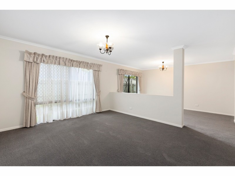 4 Windermere Way, Sippy Downs QLD 4556