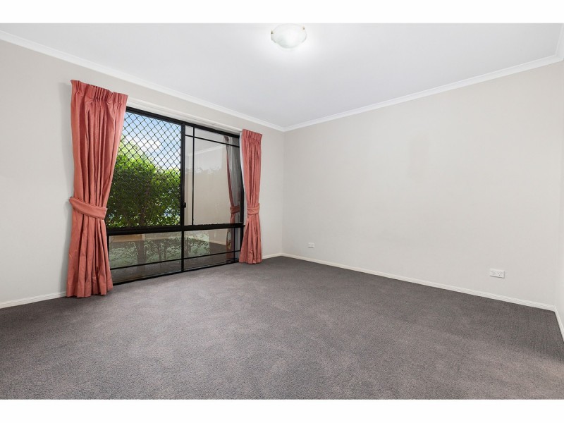 4 Windermere Way, Sippy Downs QLD 4556