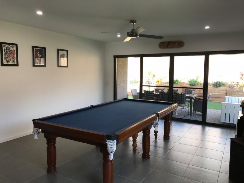 20 Pinnacles Drive, Glass House Mountains QLD 4518