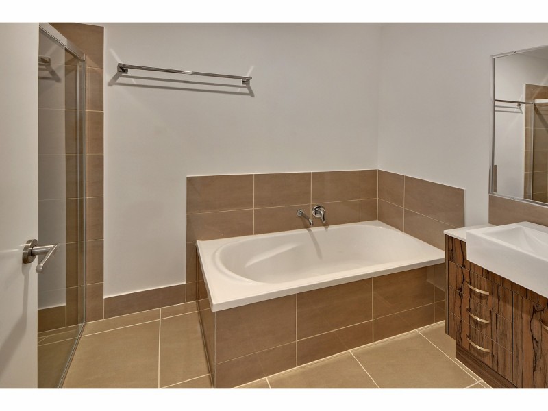 26A Flame Tree Avenue, Sippy Downs QLD 4556