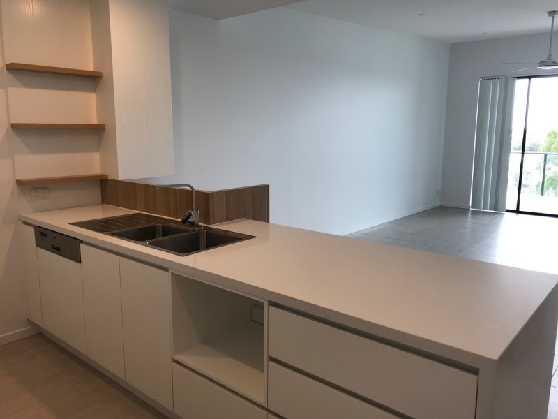 102/313 Bradman Avenue, Maroochydore QLD 4558