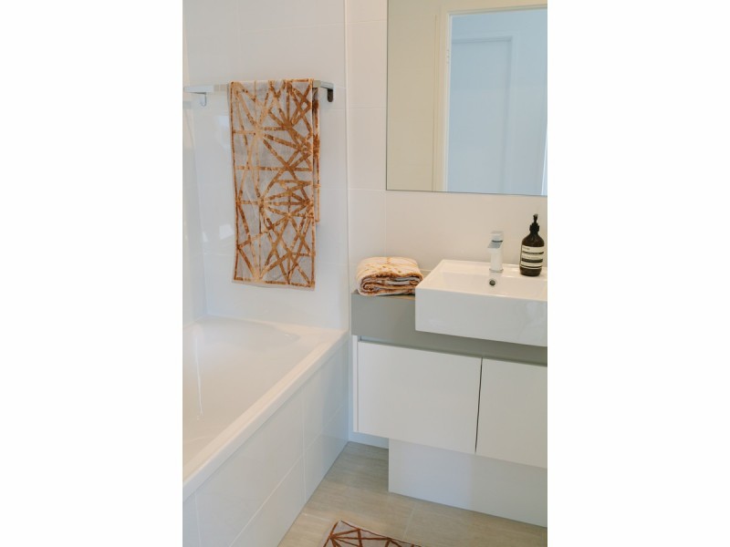 102/313 Bradman Avenue, Maroochydore QLD 4558