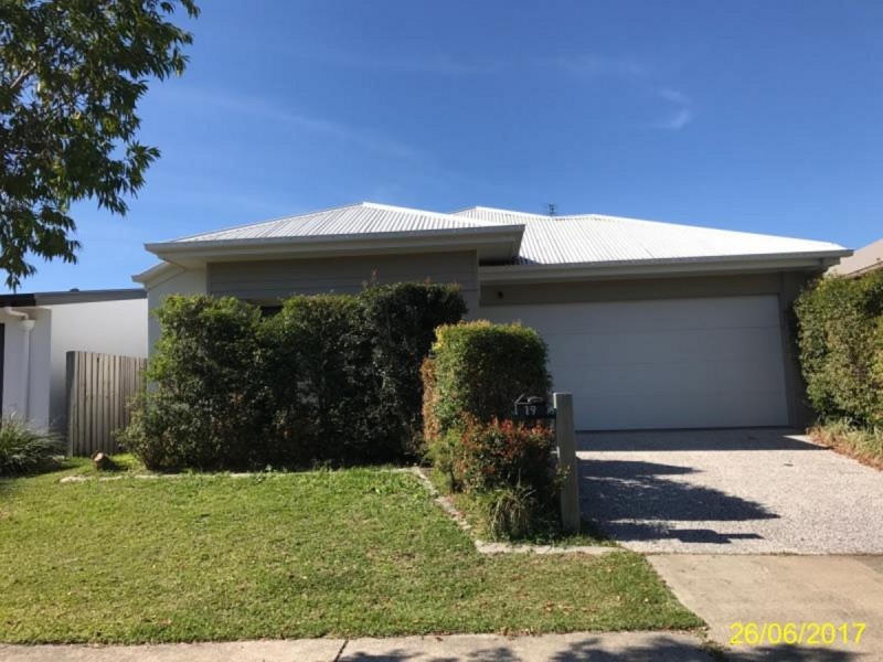 19 Peppermint Crescent, Sippy Downs QLD 4556