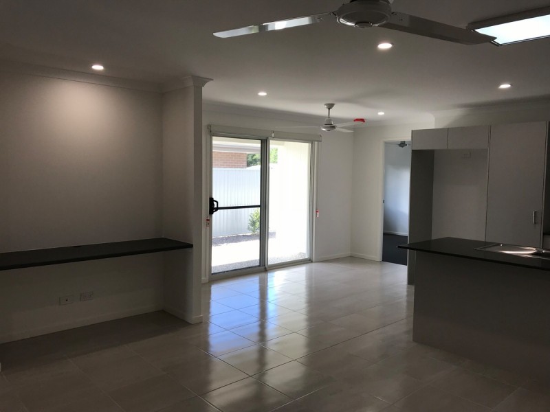 1/13 Mellumbrook Drive, Landsborough QLD 4550