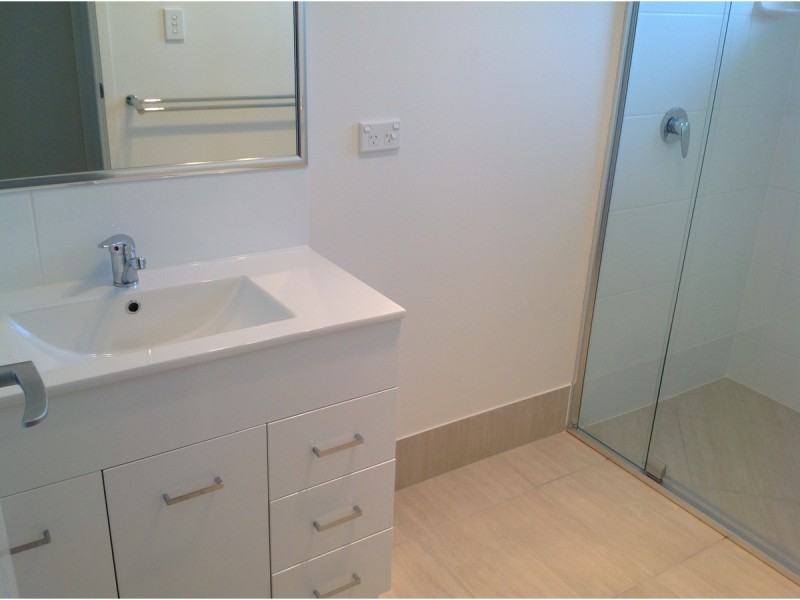 8b Perren Crescent, Bli Bli QLD 4560