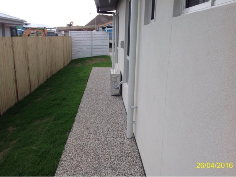 8b Perren Crescent, Bli Bli QLD 4560