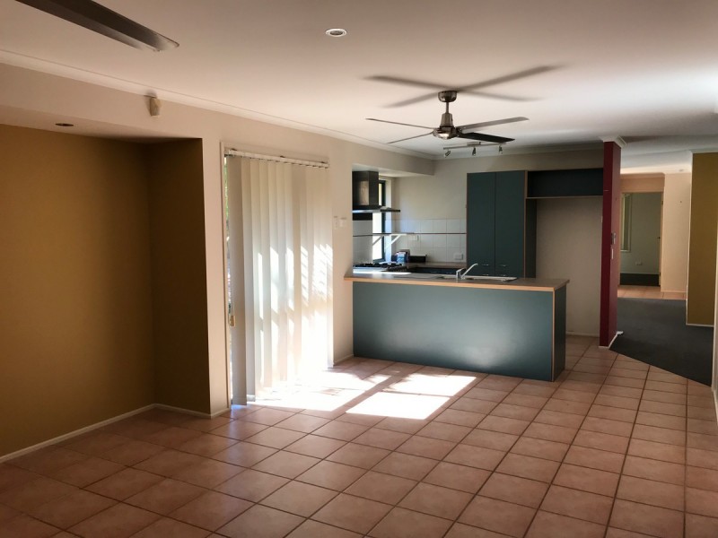 4 Beaverbrook Circuit, Sippy Downs QLD 4556