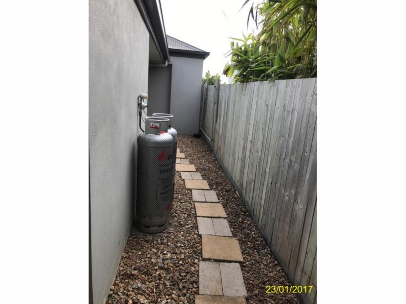 13 Longcove Place, Peregian Springs QLD 4573