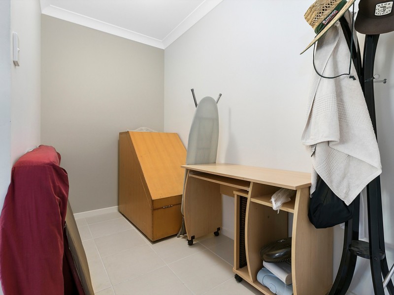 18/17 Greensboro Place, Little Mountain QLD 4551