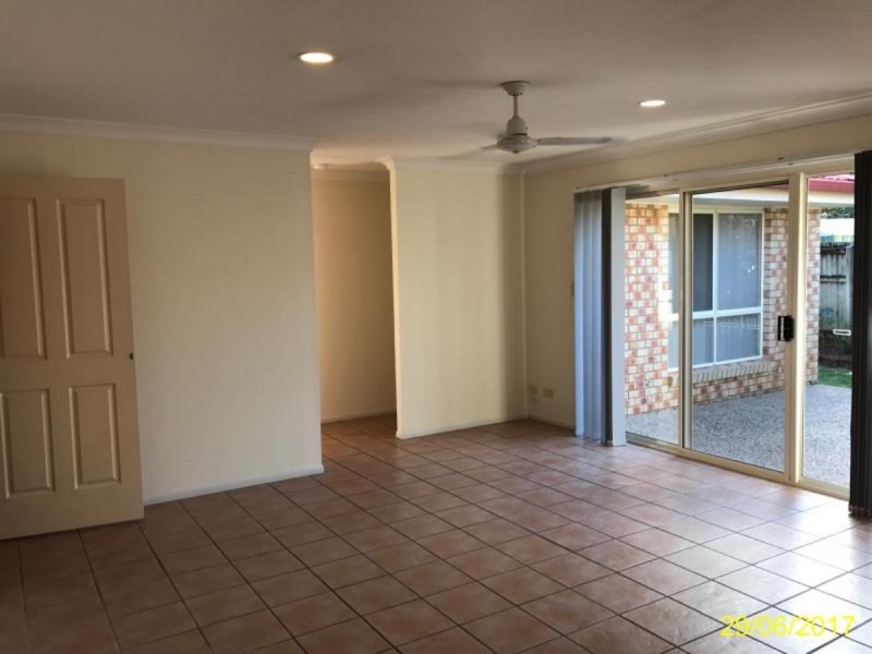 27 Beaverbrook Circuit, Sippy Downs QLD 4556