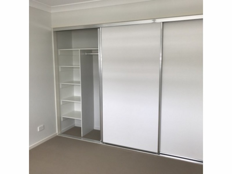 24/17 Greensboro Place, Little Mountain QLD 4551