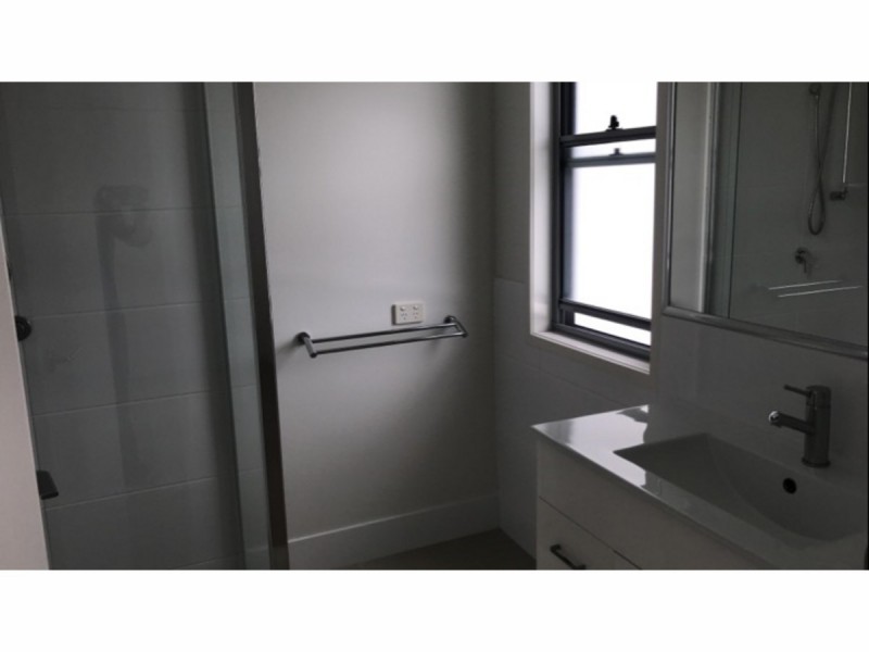 24/17 Greensboro Place, Little Mountain QLD 4551