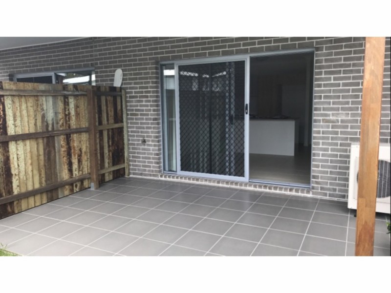 24/17 Greensboro Place, Little Mountain QLD 4551