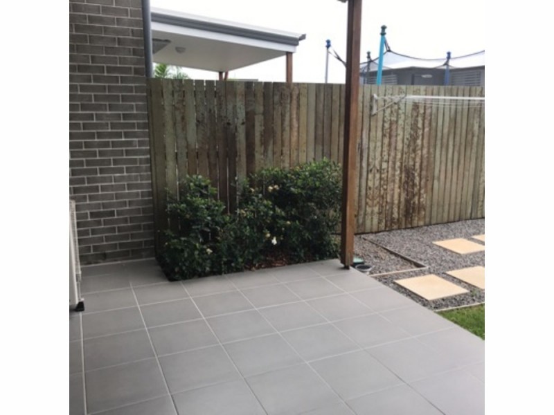 24/17 Greensboro Place, Little Mountain QLD 4551