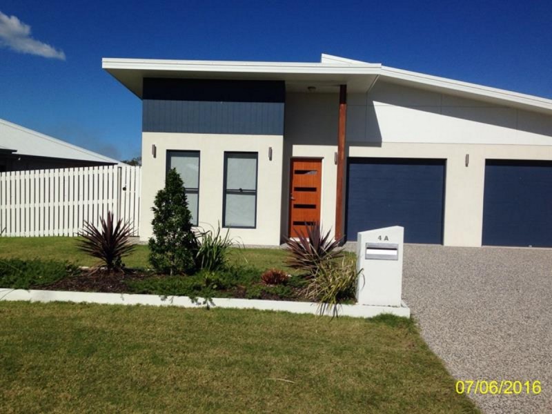 4a Sairs Street, Glass House Mountains QLD 4518