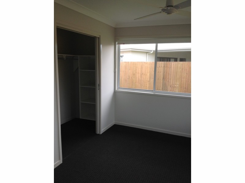 4a Sairs Street, Glass House Mountains QLD 4518