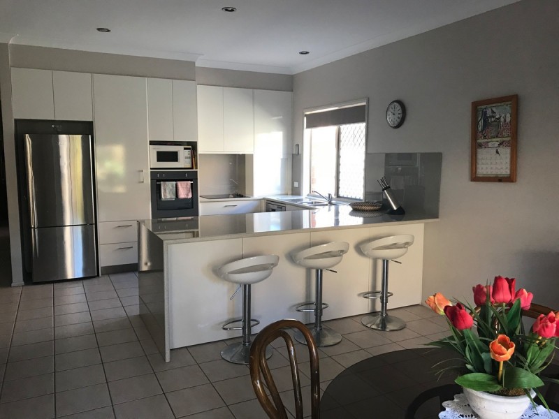 8 Chesterton Crescent, Sippy Downs QLD 4556