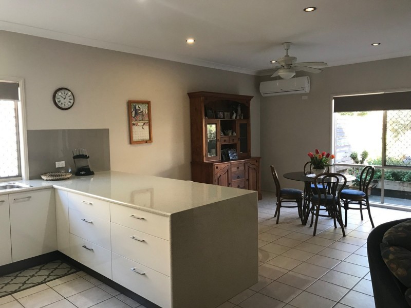 8 Chesterton Crescent, Sippy Downs QLD 4556