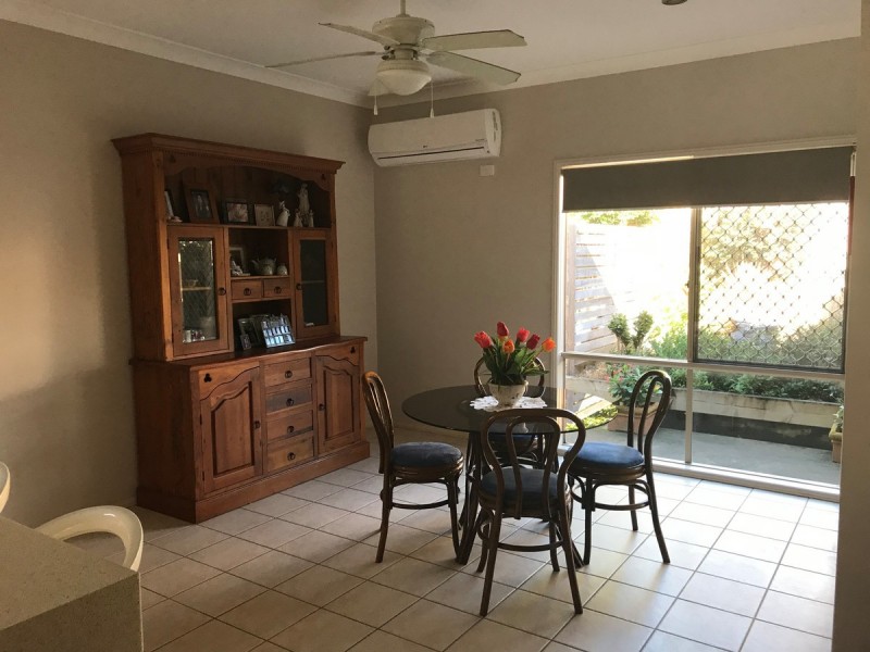 8 Chesterton Crescent, Sippy Downs QLD 4556