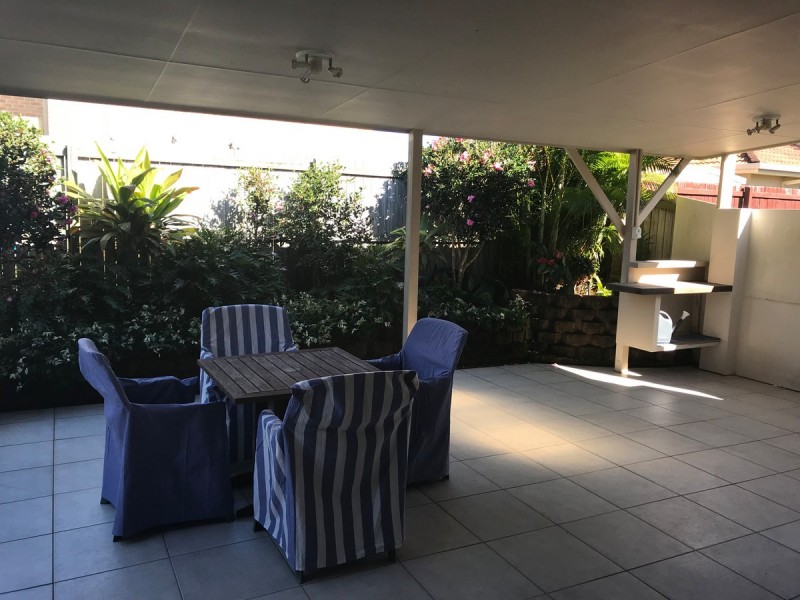 8 Chesterton Crescent, Sippy Downs QLD 4556