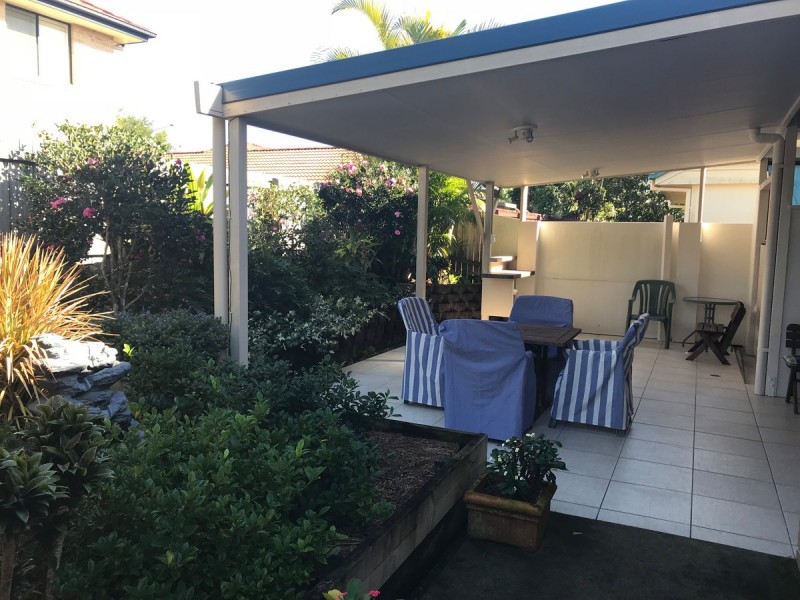 8 Chesterton Crescent, Sippy Downs QLD 4556