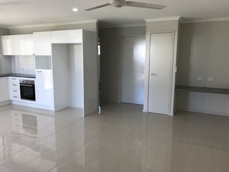 2/50 Greber Road, Beerwah QLD 4519