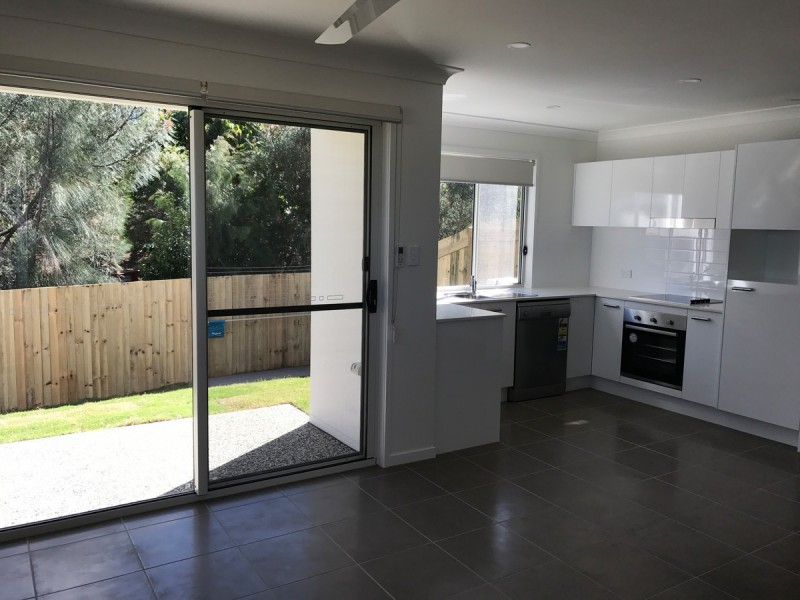 2/36 Tramline Rise, Burnside QLD 4560