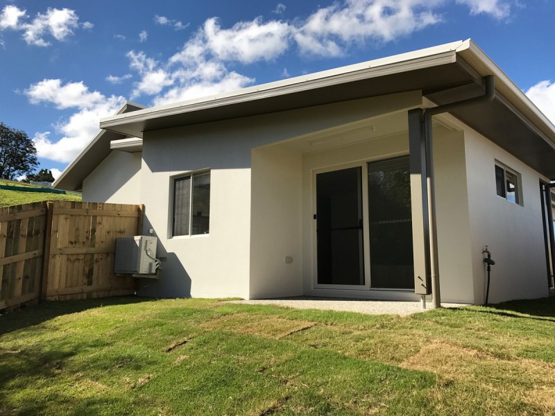 2/36 Tramline Rise, Burnside QLD 4560