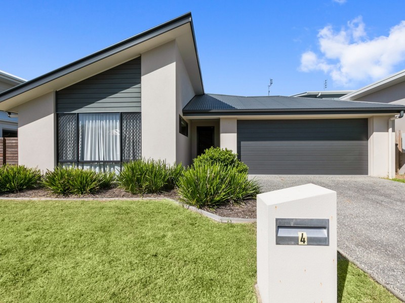 4 Promontory Street, Birtinya QLD 4575