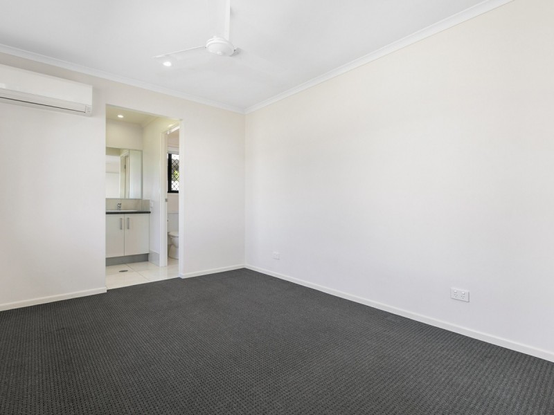 4 Promontory Street, Birtinya QLD 4575