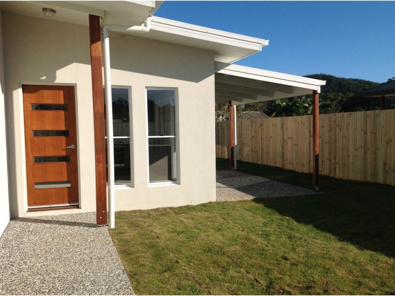 9b Lloyd Street, Beerwah QLD 4519