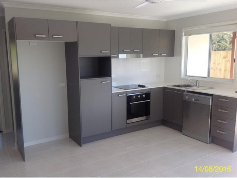 9b Lloyd Street, Beerwah QLD 4519