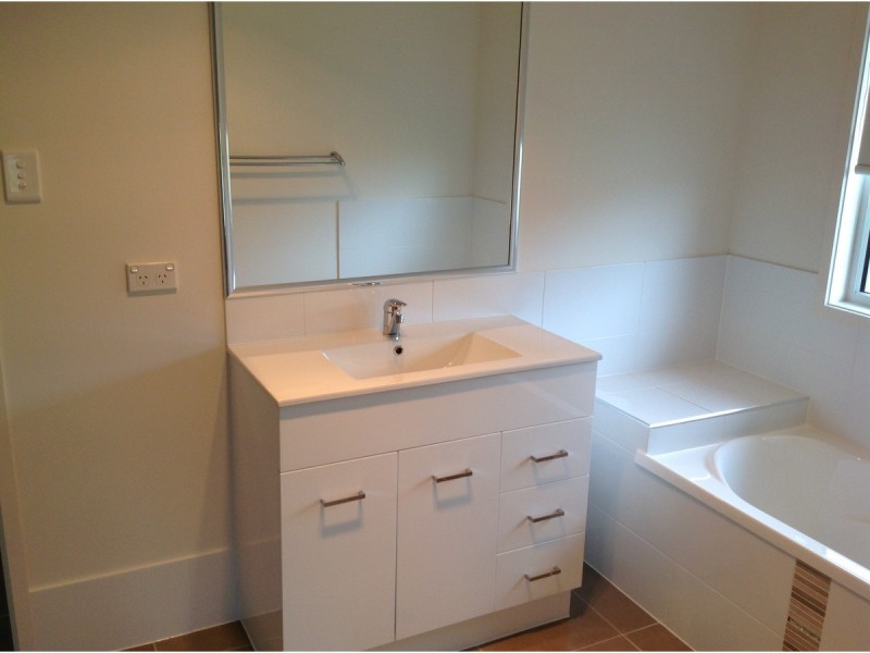 17a Poole Road, Glass House Mountains QLD 4518