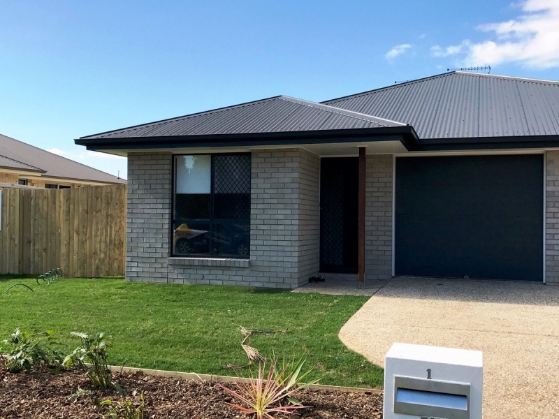 1/51 Poole Road, Glass House Mountains QLD 4518