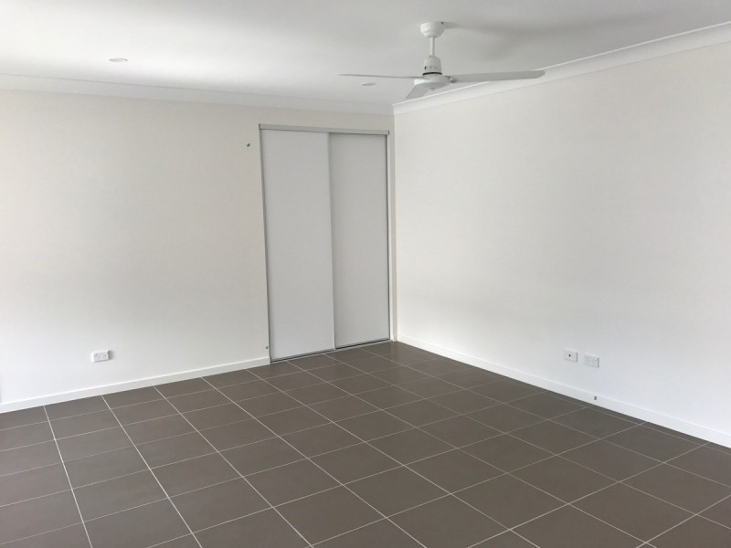 1/51 Poole Road, Glass House Mountains QLD 4518