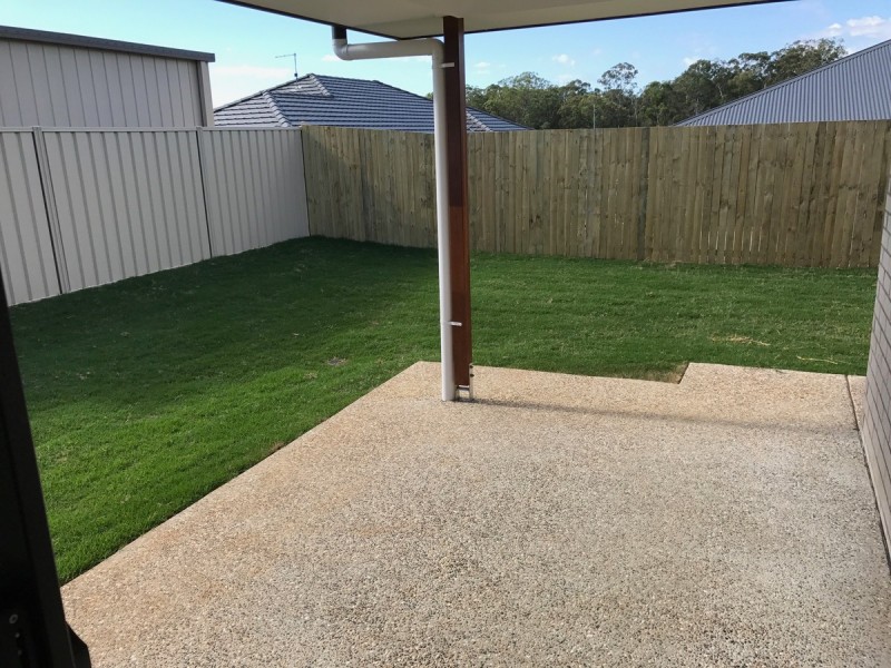 1/51 Poole Road, Glass House Mountains QLD 4518