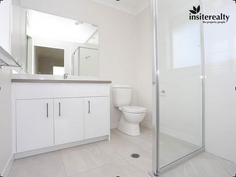 23 Clark Avenue, Glass House Mountains QLD 4518