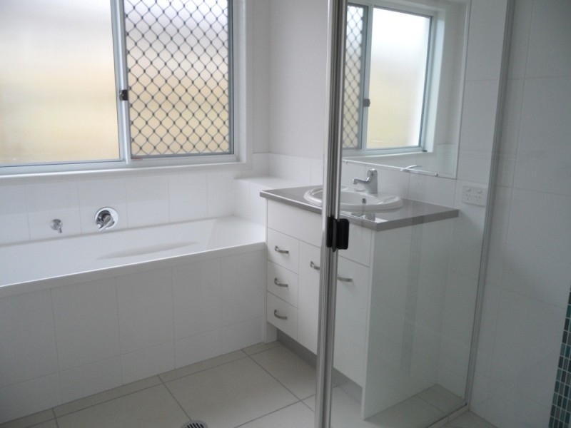 27 Yucca Court, Mountain Creek QLD 4557